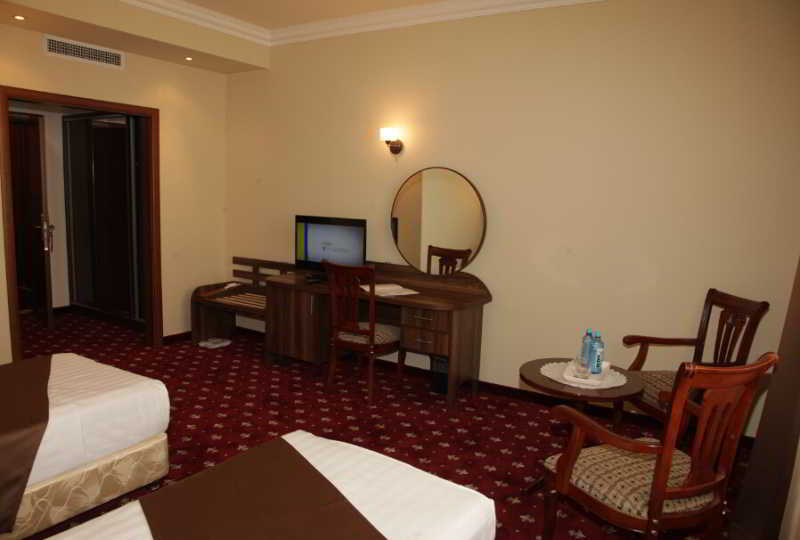 Artsakh Hotel Erevan Esterno foto