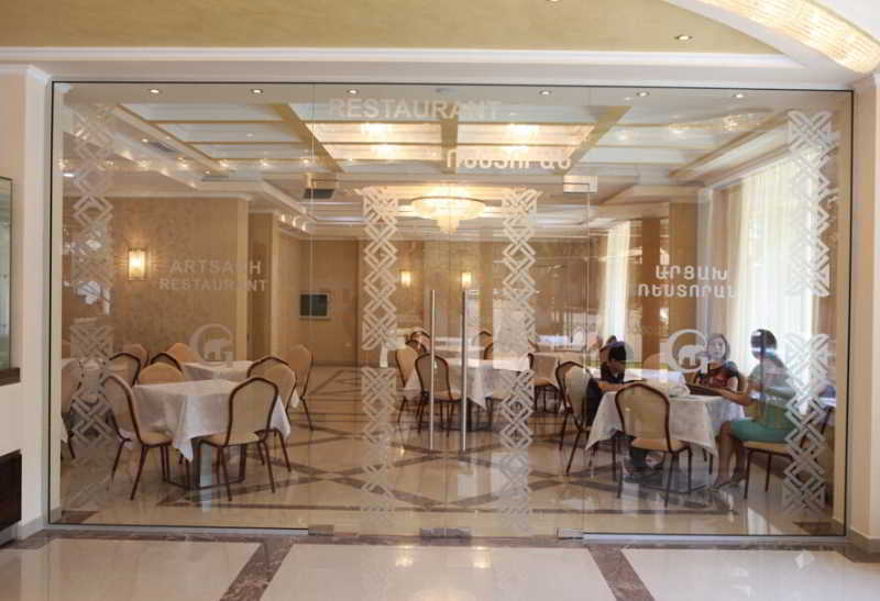 Artsakh Hotel Erevan Esterno foto